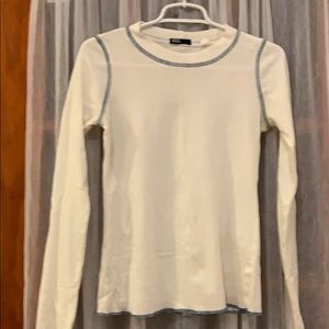 Cream light weight sweater/Henley